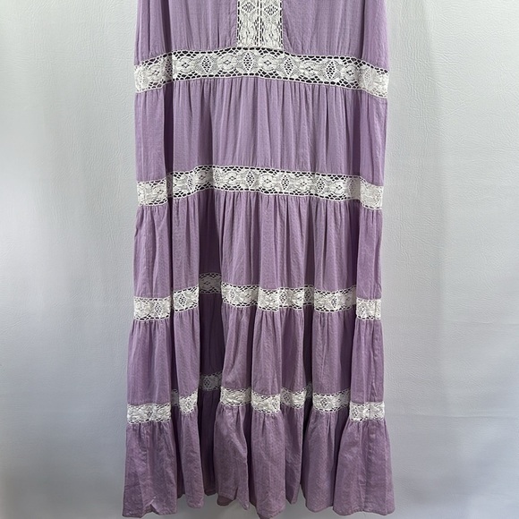 Pink Chicken New York Tiered Lace Trim Maxi Dress, S - Picture 5 of 11